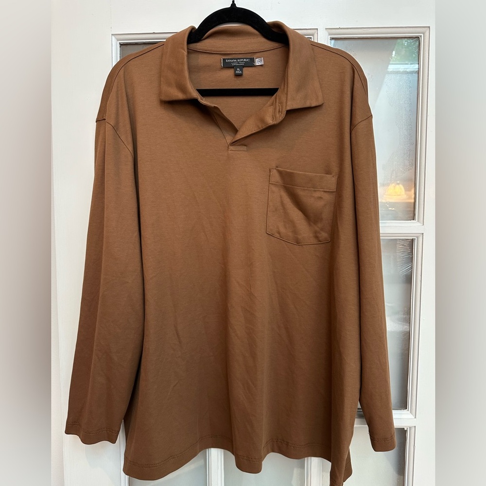 Banana Republic Luxury Touch Performance Polo Camel Brown Relaxed Shirt Size XL